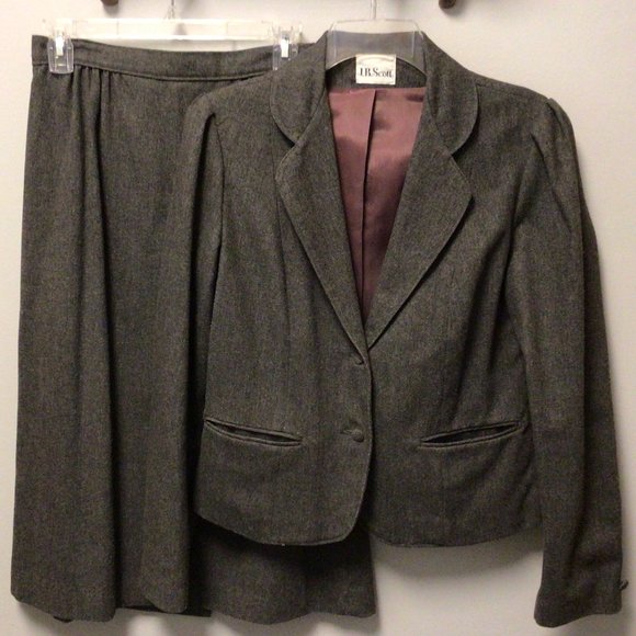 J.B. Scott Dresses & Skirts - J.B. Scott - Gray Wool Mix, Fully Lined, Two Piece Suit, Jacket & Skirt
